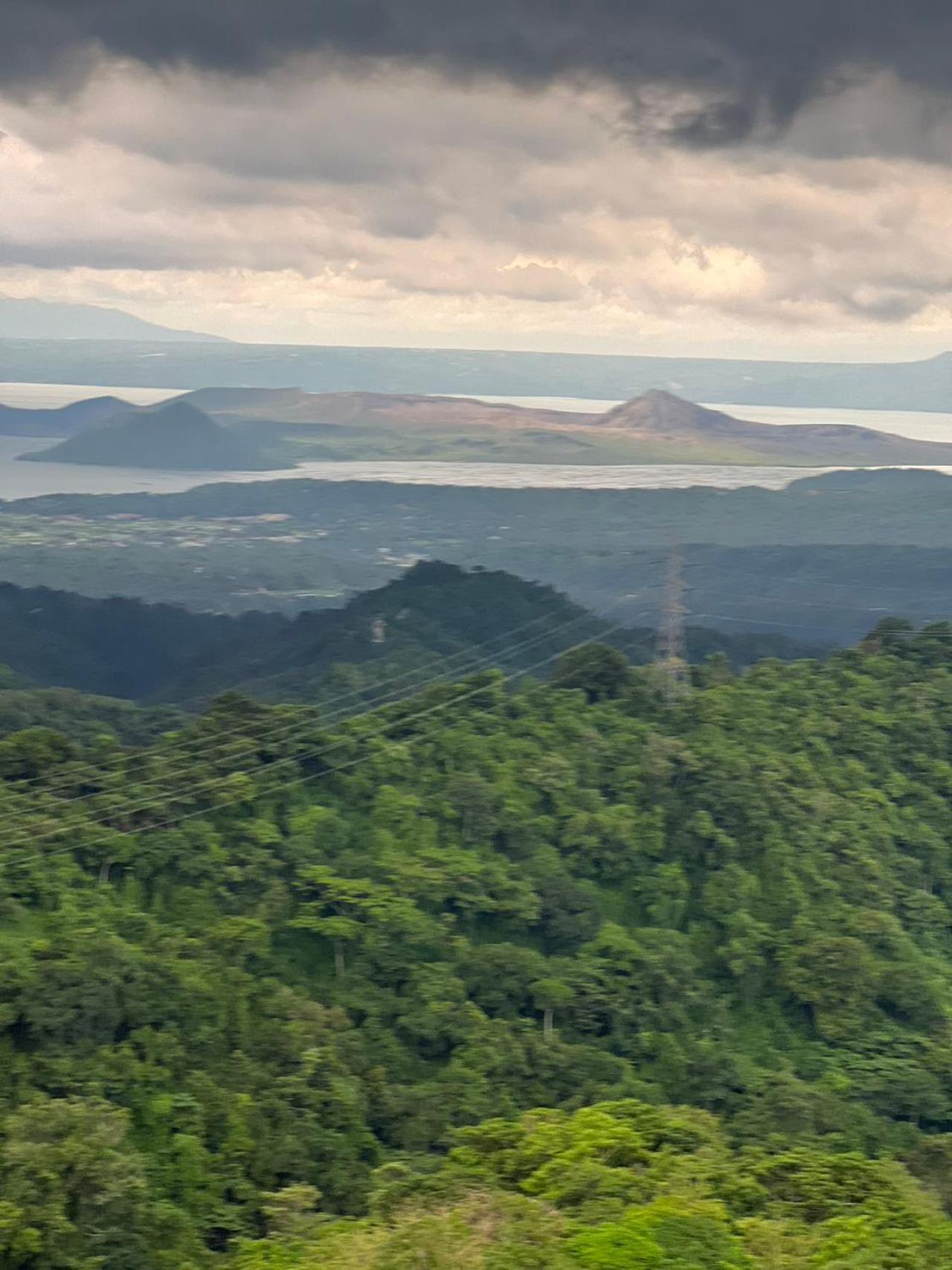 Splendido Tagagtay Taal Lake Staycation Free Parking Netflix No Free Pool Tagaytay City Exterior foto